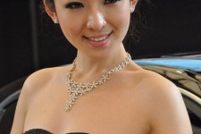 北流最美车模(最美车模左左)