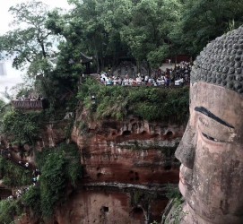北流乐山旅游攻略(乐山旅游攻略1日游)