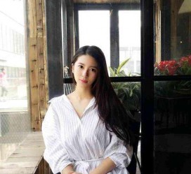 北流女友兼职模特的小说(女友兼职模特的小说保举)