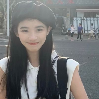 北流商务伴游带客户去看海豚表演
