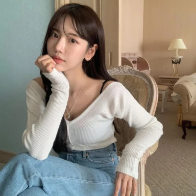 北流伴游女生邓丽丽的资料