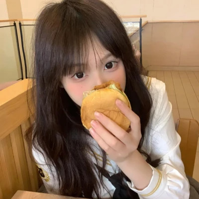 北流伴游女生李心怡的资料