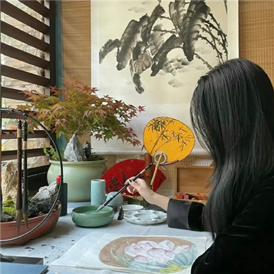 北流伴游女生源又菡的资料