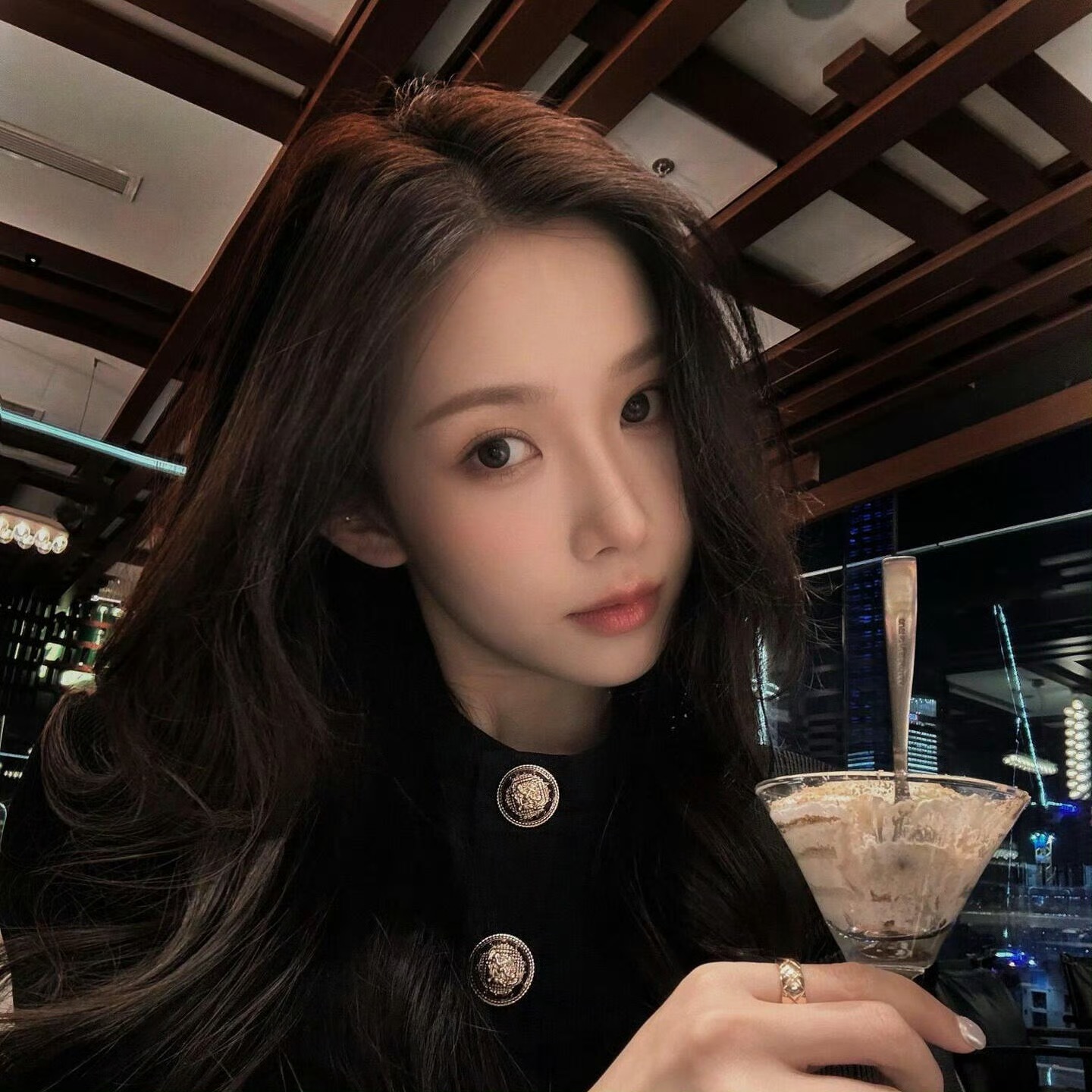 北流伴游女生周晓雯的资料