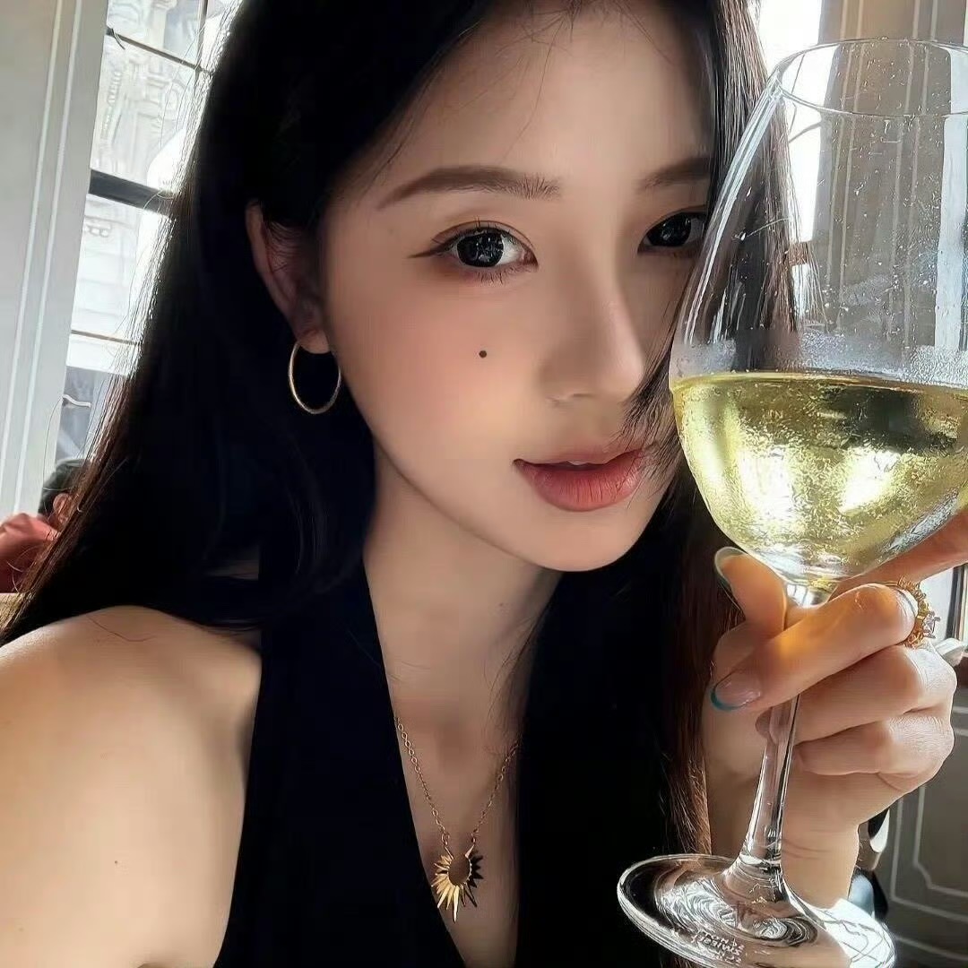 北流伴游女生 | 张诗涵的资料
